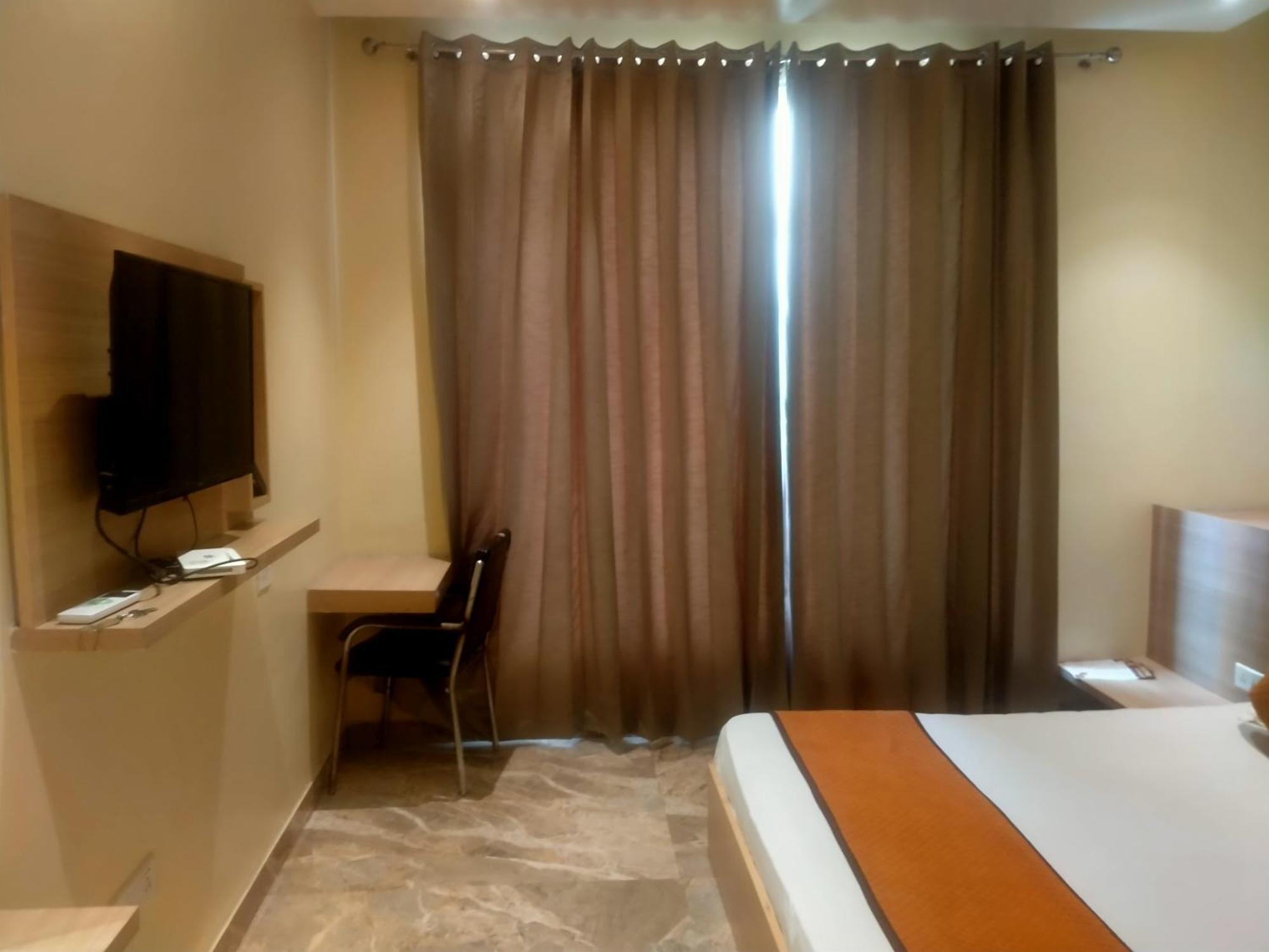 Hotel Tradition Heritage Walk Amritsar Esterno foto